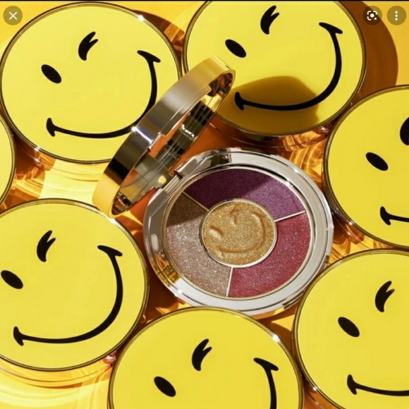 Sephora Other - CIATE Wink On Eyeshadow Palette Smiley Face *NIB